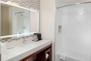 courtyard by marriott deland historic downtown