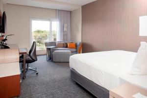 courtyard by marriott deland historic downtown