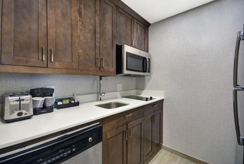 homewood suites by hilton athens downtown university area
