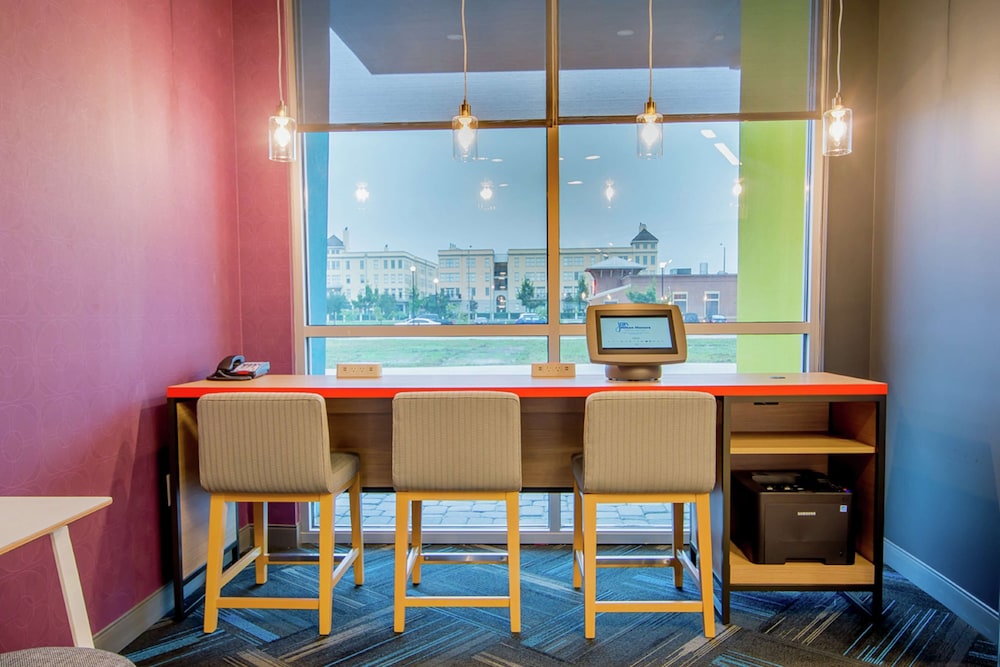 tru by hilton lafayette river ranch