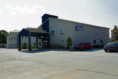 americas best value inn and suites prairieville