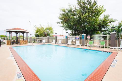 palacio royale inn boutique katy