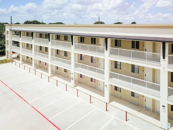 palacio royale inn boutique katy