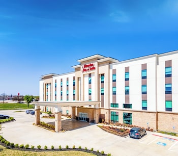 hampton inn and suites dallas plano central