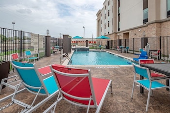 hampton inn and suites dallas plano central