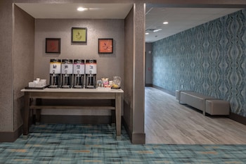 hampton inn and suites dallas plano central