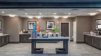 hampton inn and suites dallas plano central