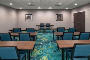 hampton inn and suites dallas plano central