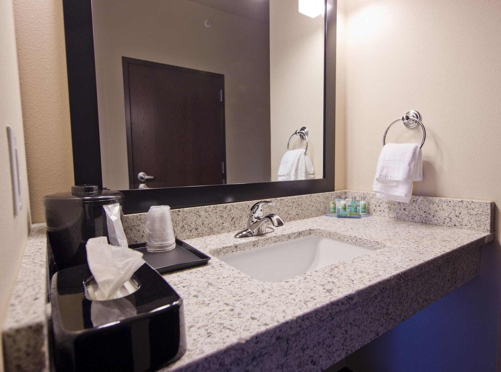 cobblestone inn and suites boone