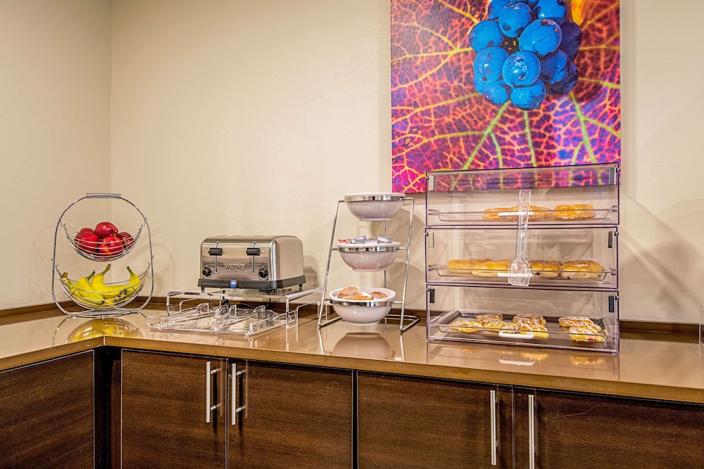 mainstay suites geismar gonzales