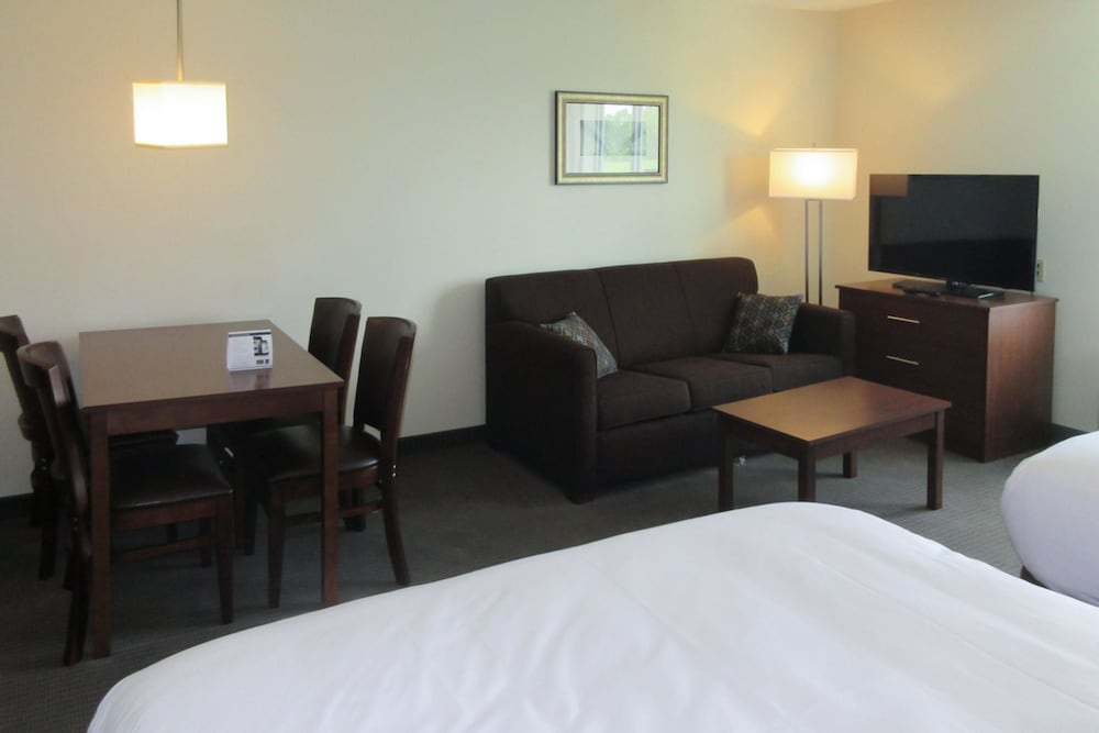 mainstay suites geismar gonzales