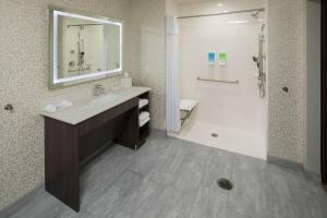 home2 suites by hilton owasso ok