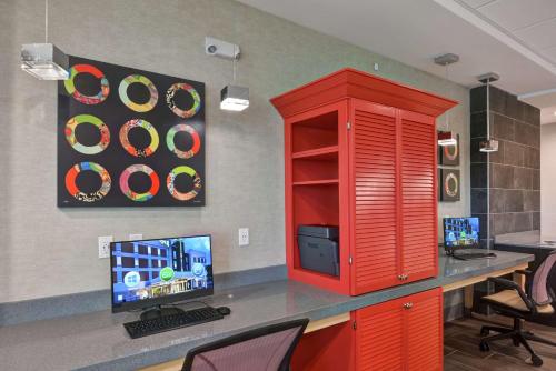 home2 suites by hilton la porte