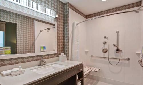 home2 suites by hilton la porte