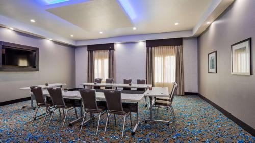 best western plus waller hotel