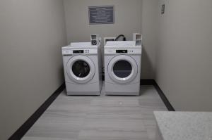 best western plus waller hotel