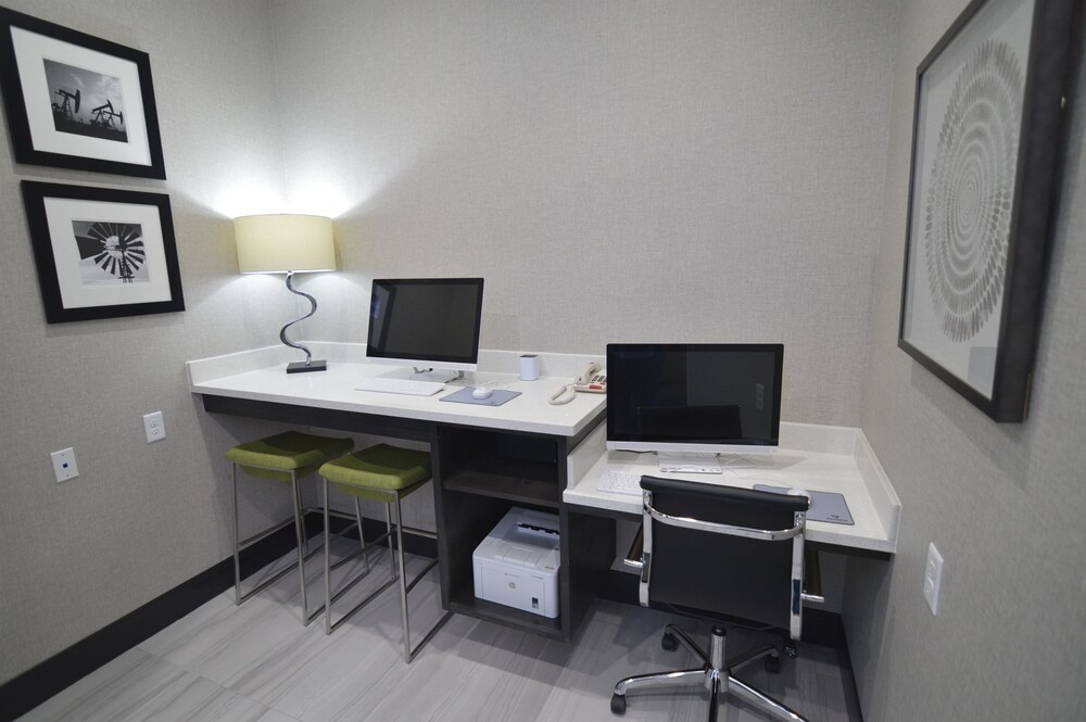 best western plus waller hotel