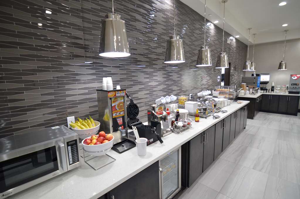best western plus waller hotel