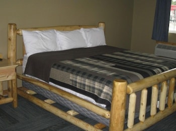 big horse inn and suites