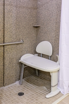 asbury inn and suites