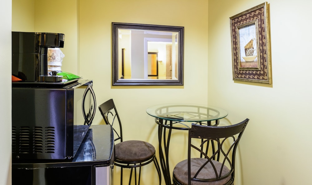 asbury inn and suites