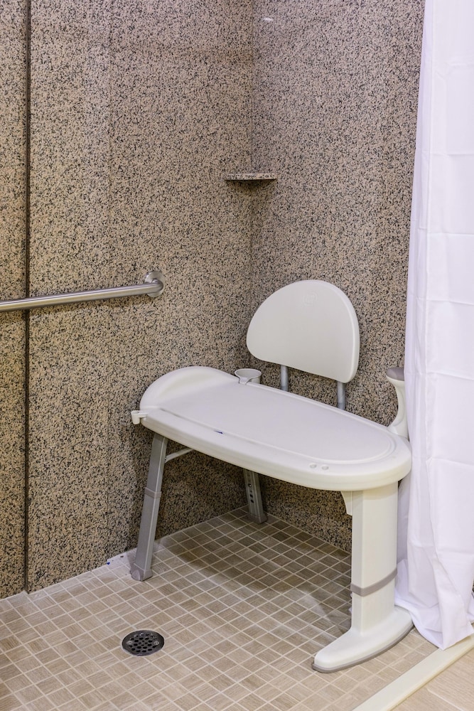 asbury inn and suites