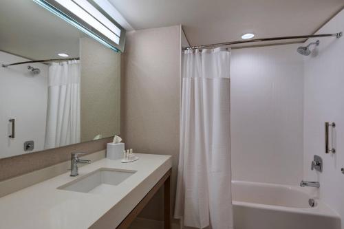 courtyard by marriott jackson madison