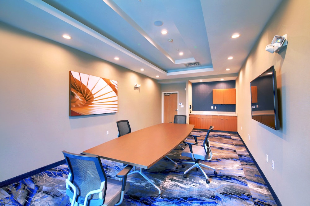 fairfield inn and suites by marriott dallas cedar hill