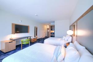 fairfield inn and suites by marriott dallas cedar hill