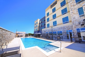 fairfield inn and suites by marriott dallas cedar hill
