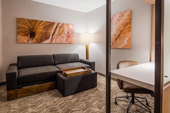 springhill suites by marriott chambersburg