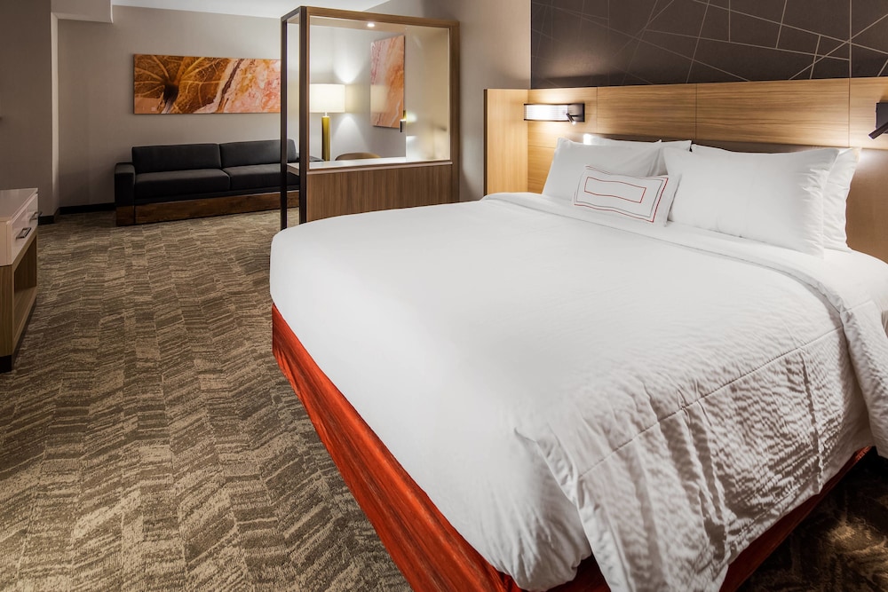 springhill suites by marriott chambersburg