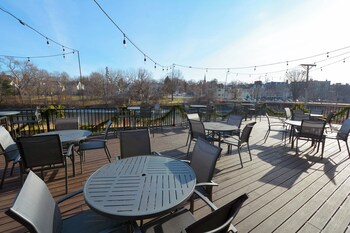 fairfield inn and suites by marriott northfield