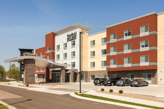 fairfield inn and suites by marriott northfield