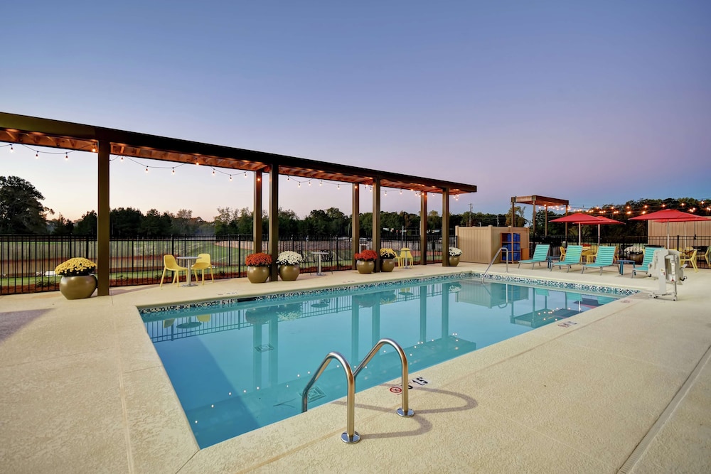 Home2 Suites By Hilton Lagrange,Hogansville>>Callaway Gardens,3 star