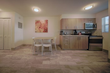 club lux resort by the beach