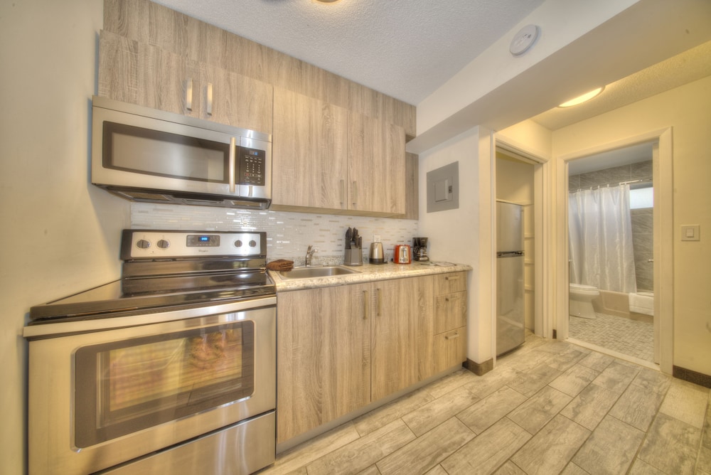 club lux resort by the beach