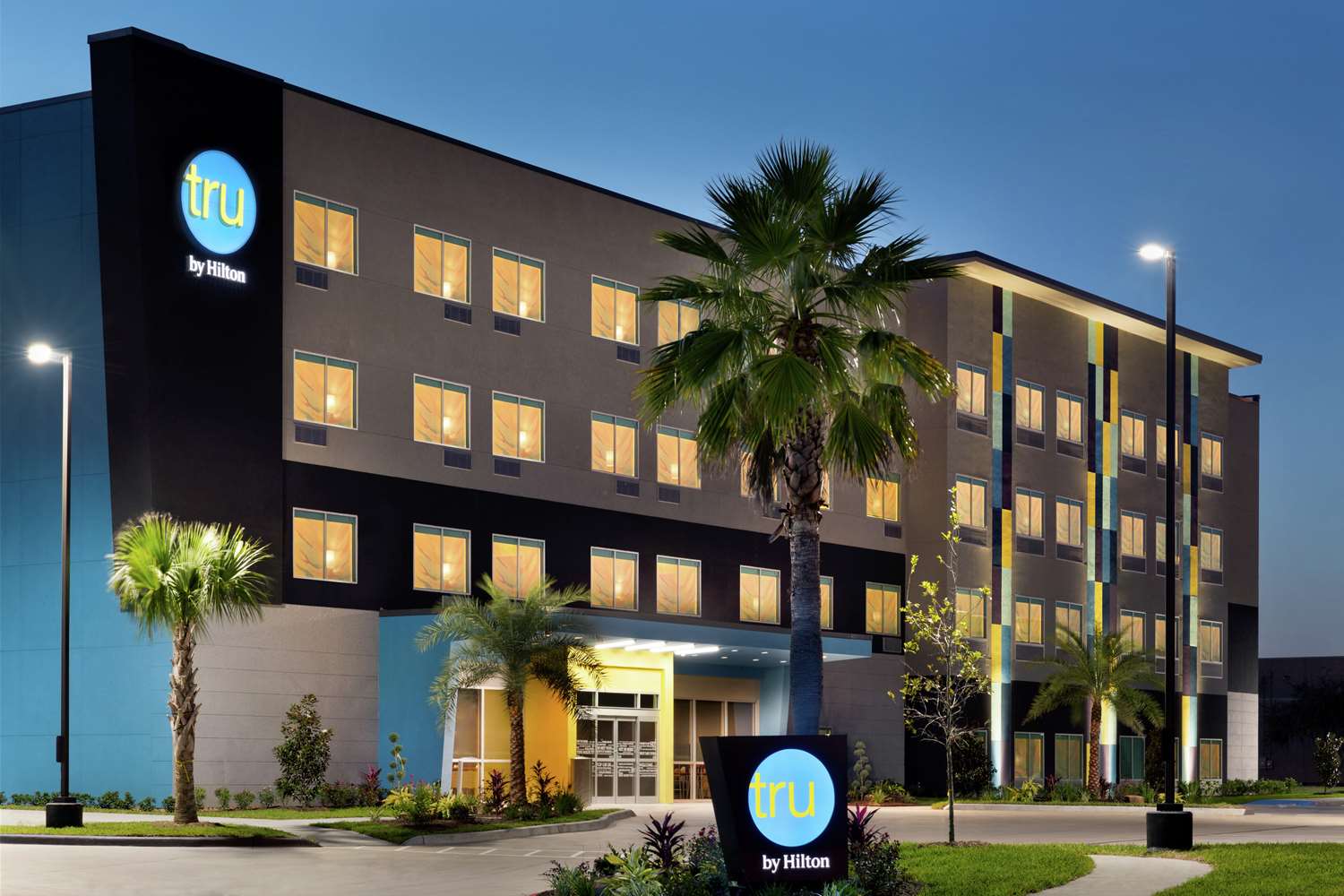 tru by hilton houston webster nasa