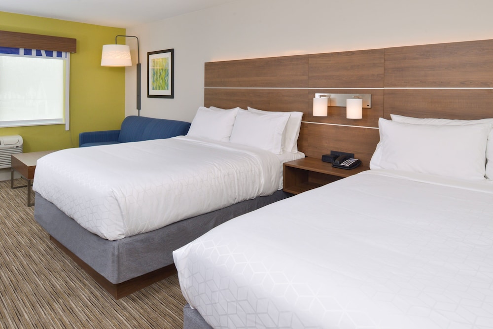 holiday inn express and suites ottumwa an ihg hotel