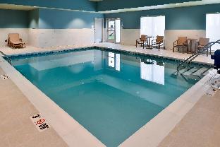 holiday inn express and suites ottumwa an ihg hotel