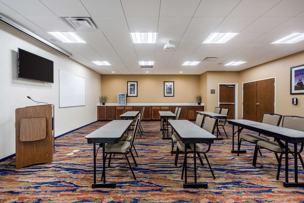 comfort suites