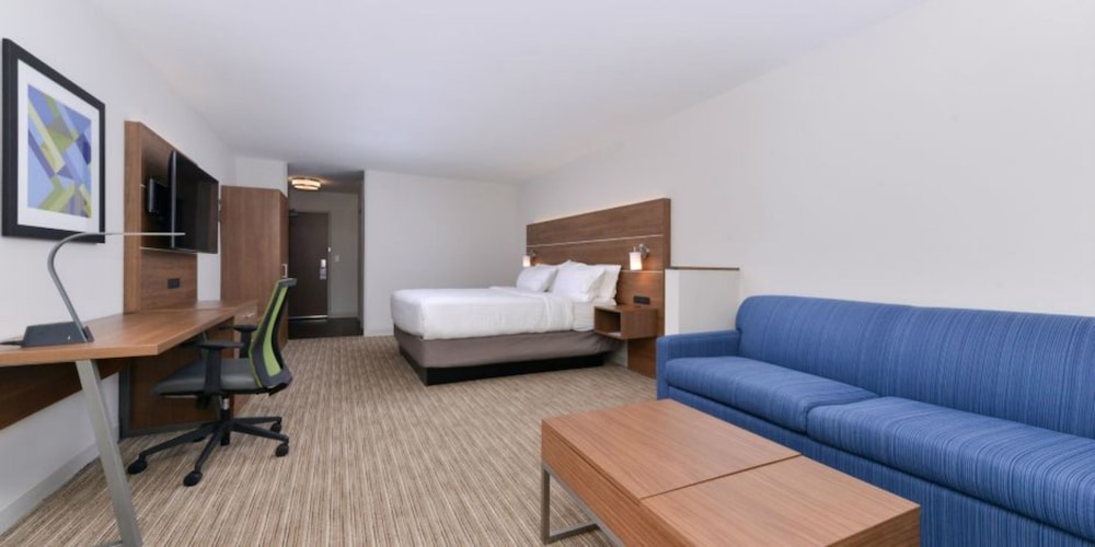 holiday inn express alliance an ihg hotel
