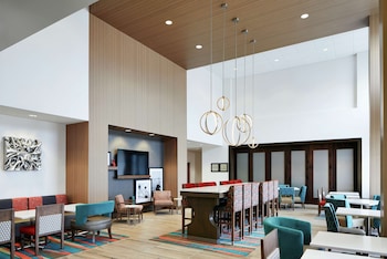 hampton inn and suites chicago waukegan