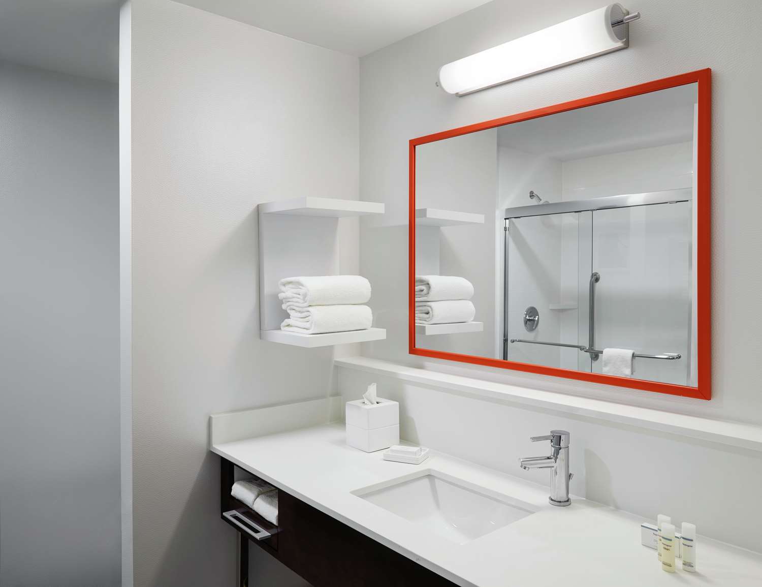 hampton inn and suites chicago waukegan