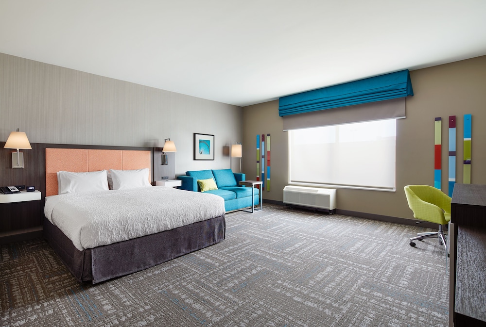 hampton inn and suites chicago waukegan