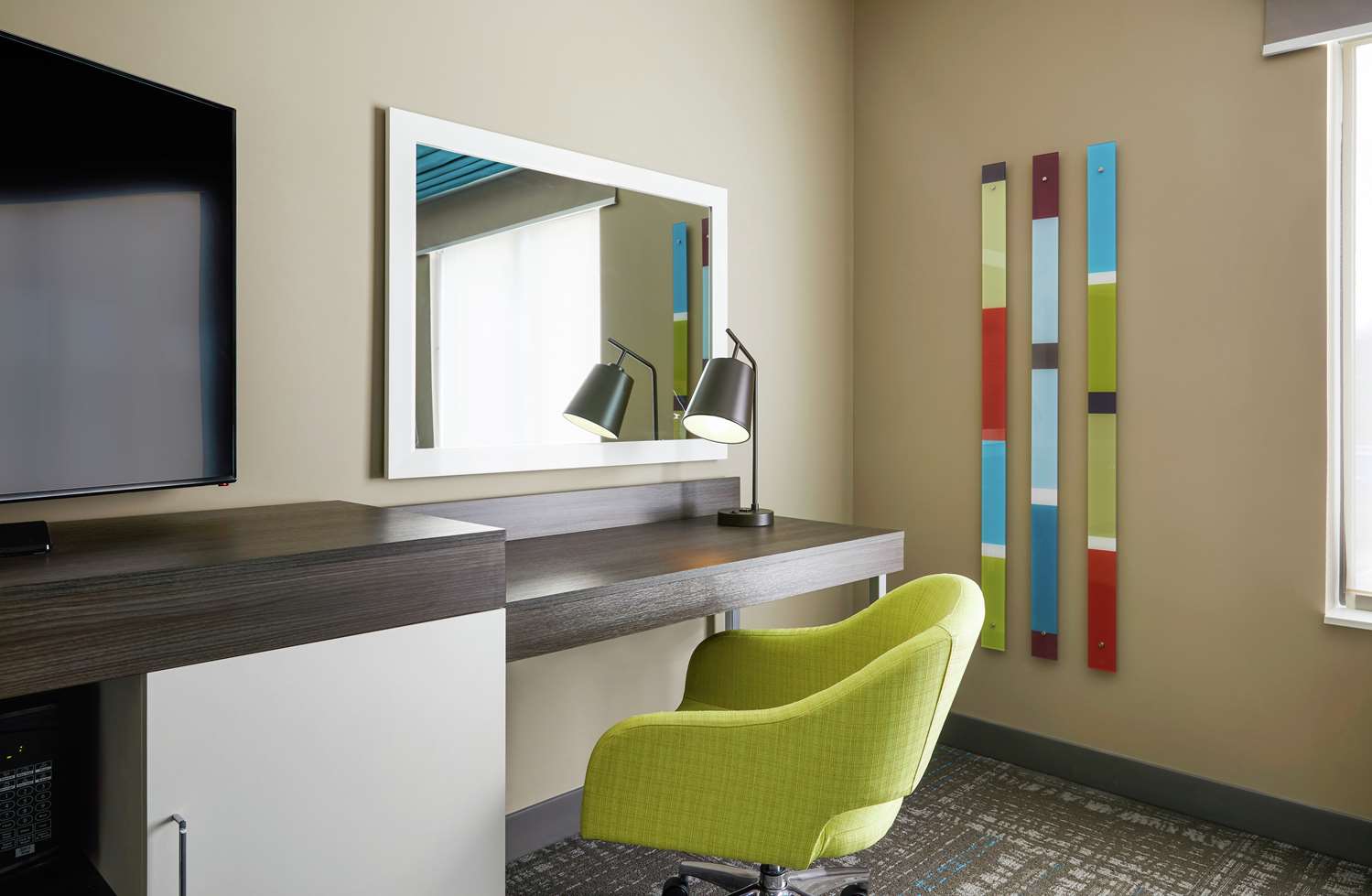 hampton inn and suites chicago waukegan