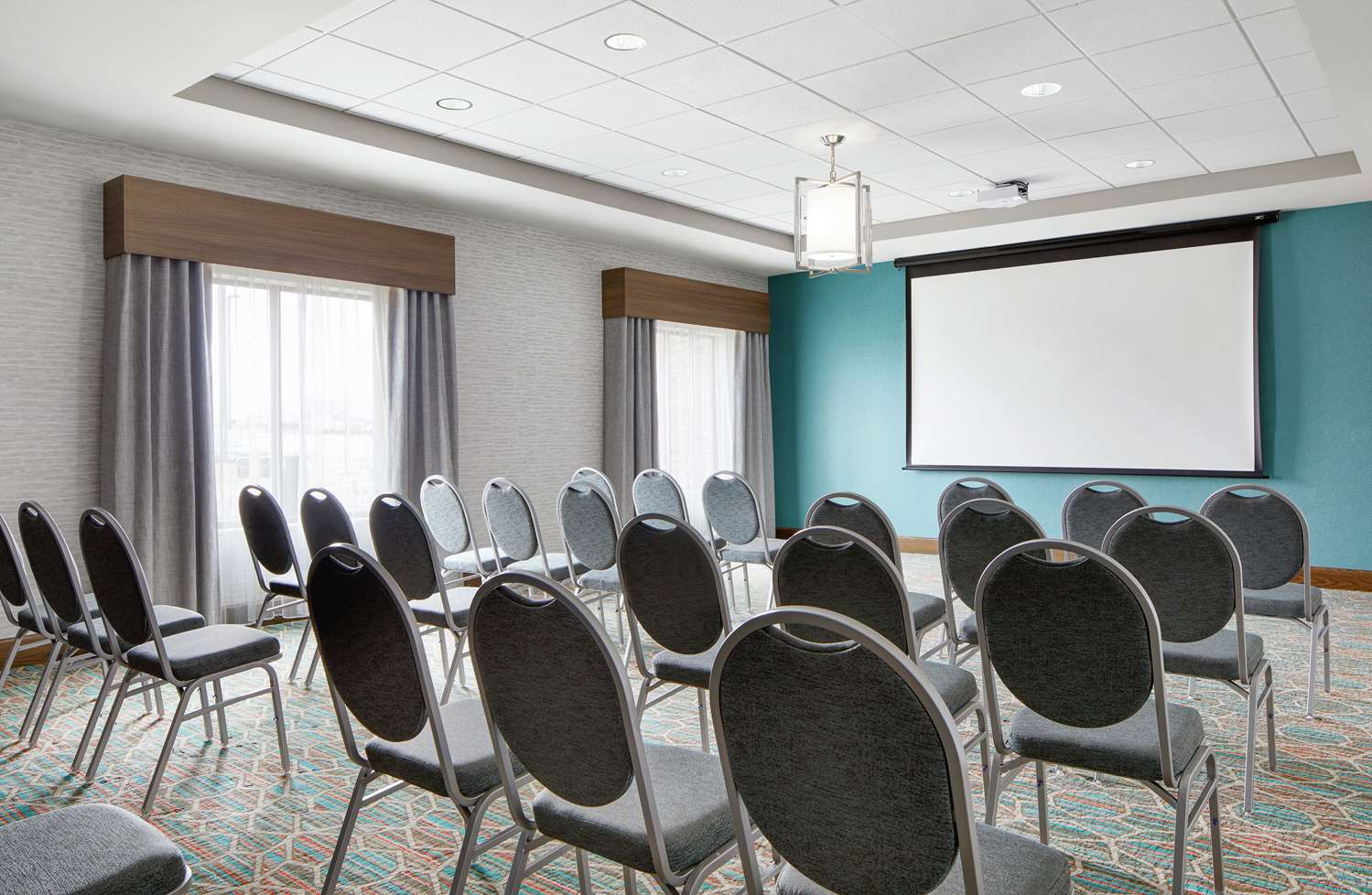 hampton inn and suites chicago waukegan