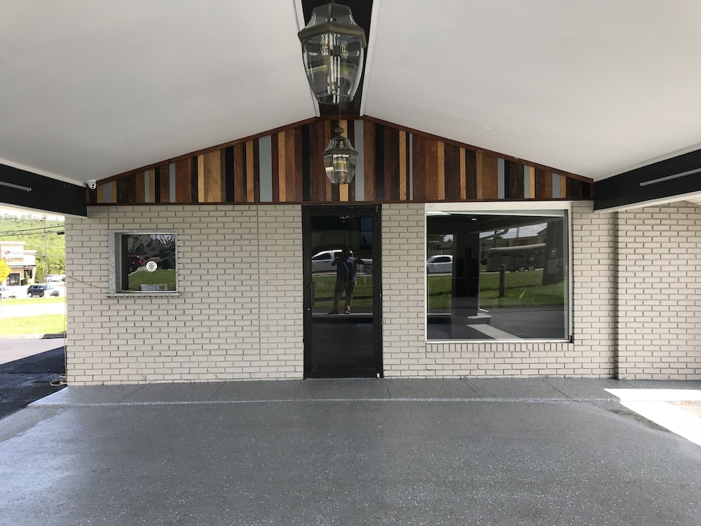 rodeway inn south
