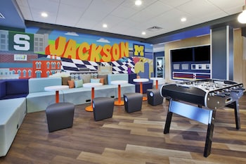 tru by hilton jackson mi