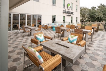 element dallas downtown east